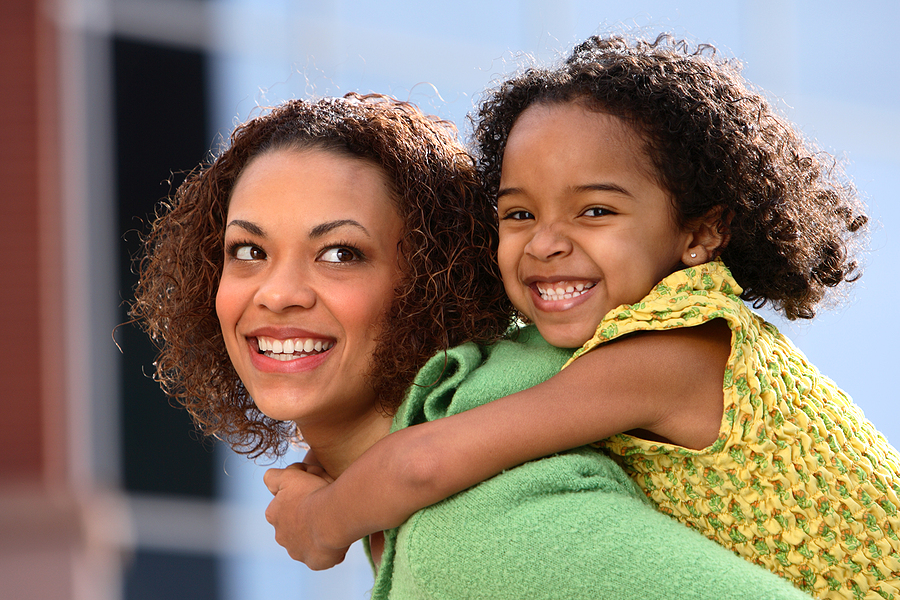 When to Call the Dentist: Post-Extraction Concerns Parents Should Watch For